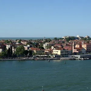 Giardinetto Venezia 3*, Lido de Venecia Italia